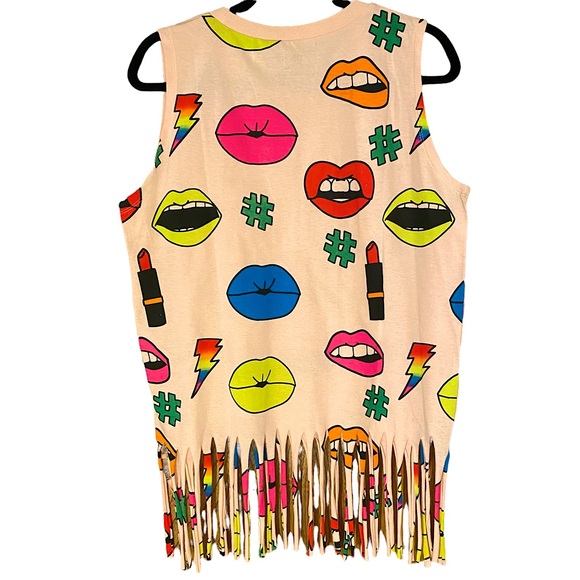 🆕 ON FIRE  | NEON LIPS POP ART FRINGE TANK  SZ XL - Picture 3 of 16